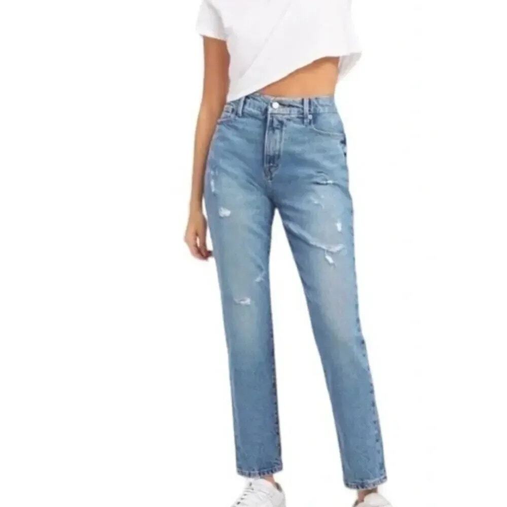 NWT Good American Classic Weekender Distressed Straight Leg Ankle Jean 26 Blue